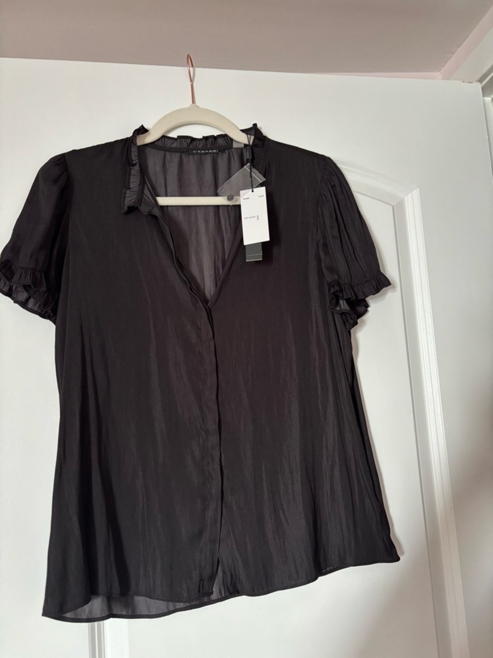 Tahari Black Short Sleeve Ruffle-Trim Blouse